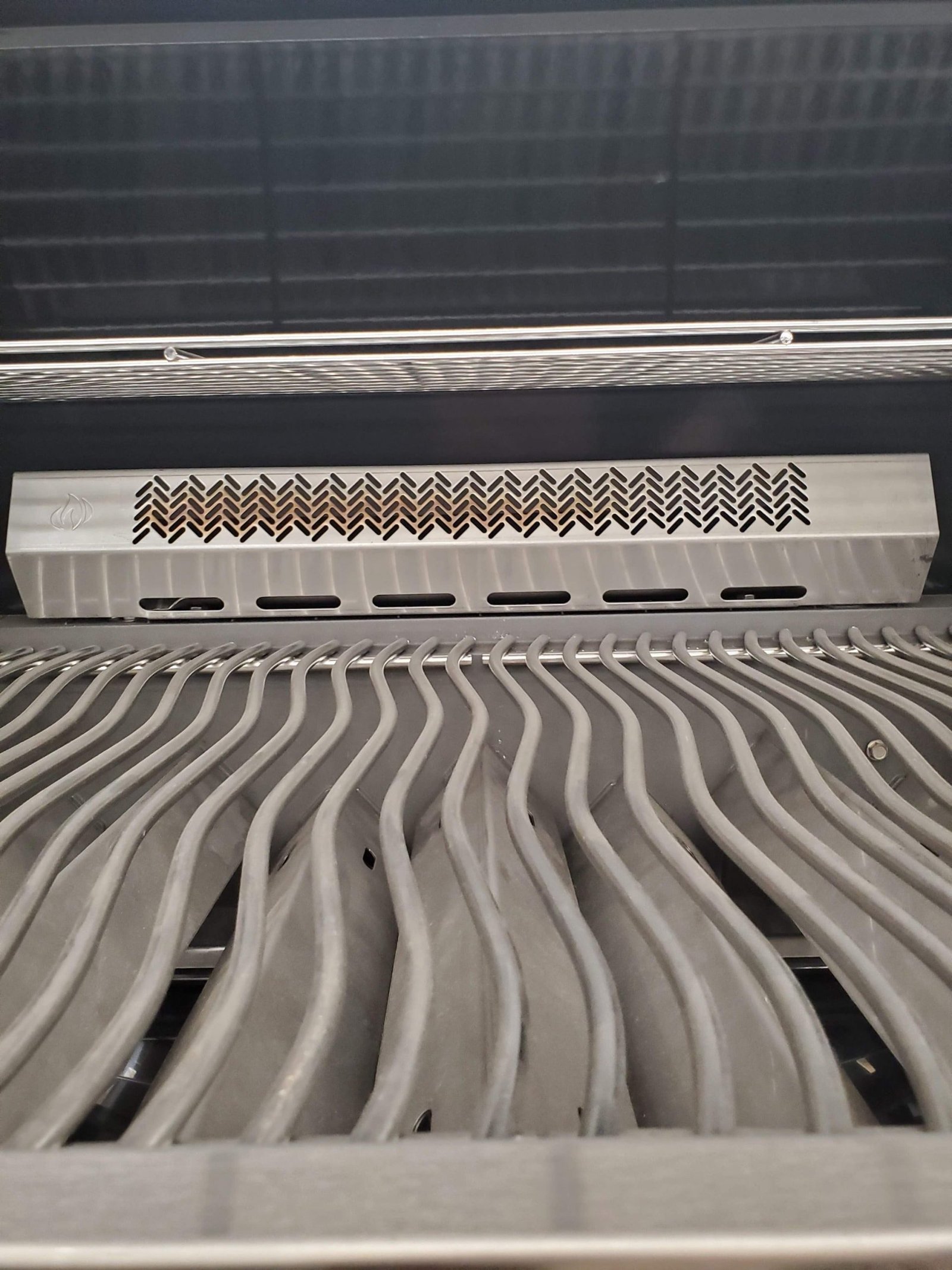 Outlet Napoleon Prestige 500 Propane Grill - Image 4