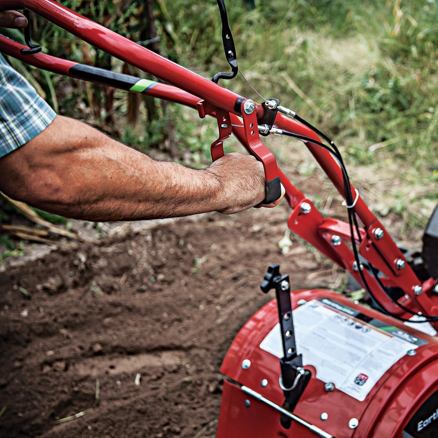 Earthquake® 33970 Victory™ Rear Tine Tiller, Powerful 212cc 4-Cycle Viper™ Engine - Image 8